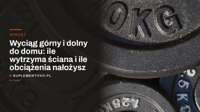 Talerze żeliwne z otworem standardowym ułożone w stosie